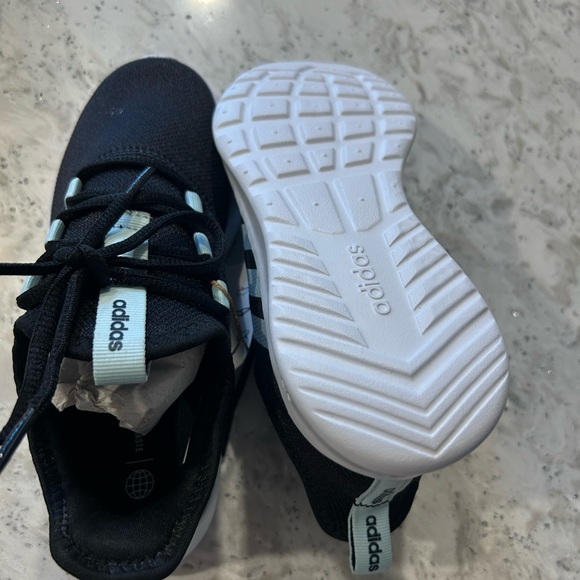 NWT. Adidas Kids Size 1 Cloud Foam Pure 2.0 - Picture 6 of 7